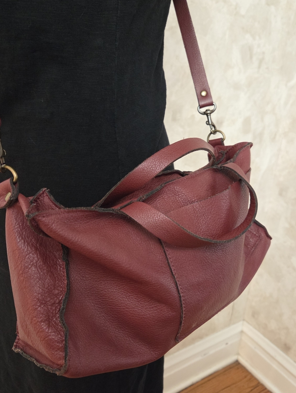 Stitch & Tickle Oxblood Leather Crossbody Satchel | Artisan Handmade Slouchy Bag - Picture 6 of 11